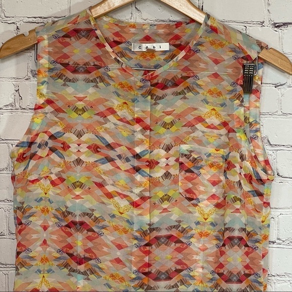 CAbi Avery Tunic Sleeveless Button Front size Small - Picture 4 of 15